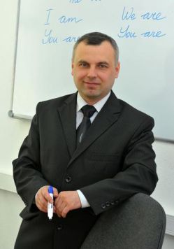 ЕВГЕНИЙ АЛЕКСАНДРОВИЧ КАРАМЫШЕВ  